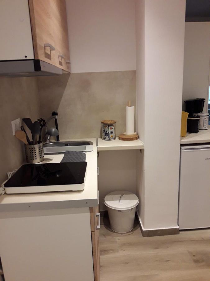 Kolonaki Luxury Backyard Apartment *